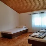 In Mit Privatem Parkplatz By Interhome Apartamento *