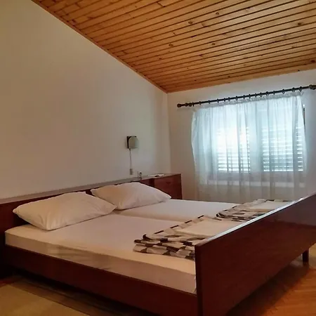 In Mit Privatem Parkplatz By Interhome Novi Vinodolski