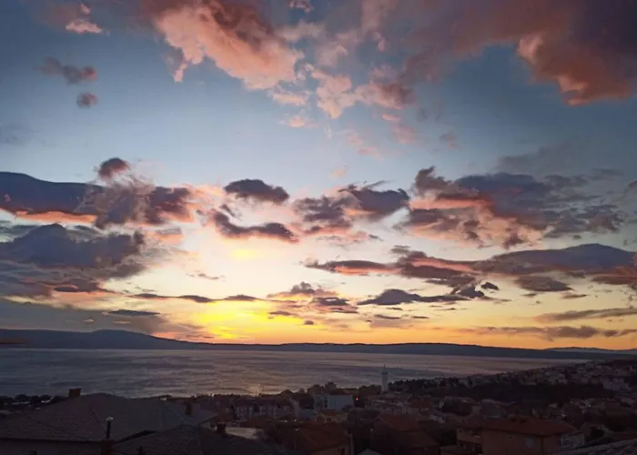 In Mit Privatem Parkplatz By Interhome Διαμέρισμα *