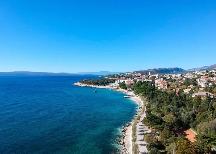 In Mit Privatem Parkplatz By Interhome *